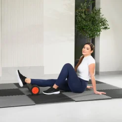Wałek roller do masażu EPE 45cm czarno-czerwony