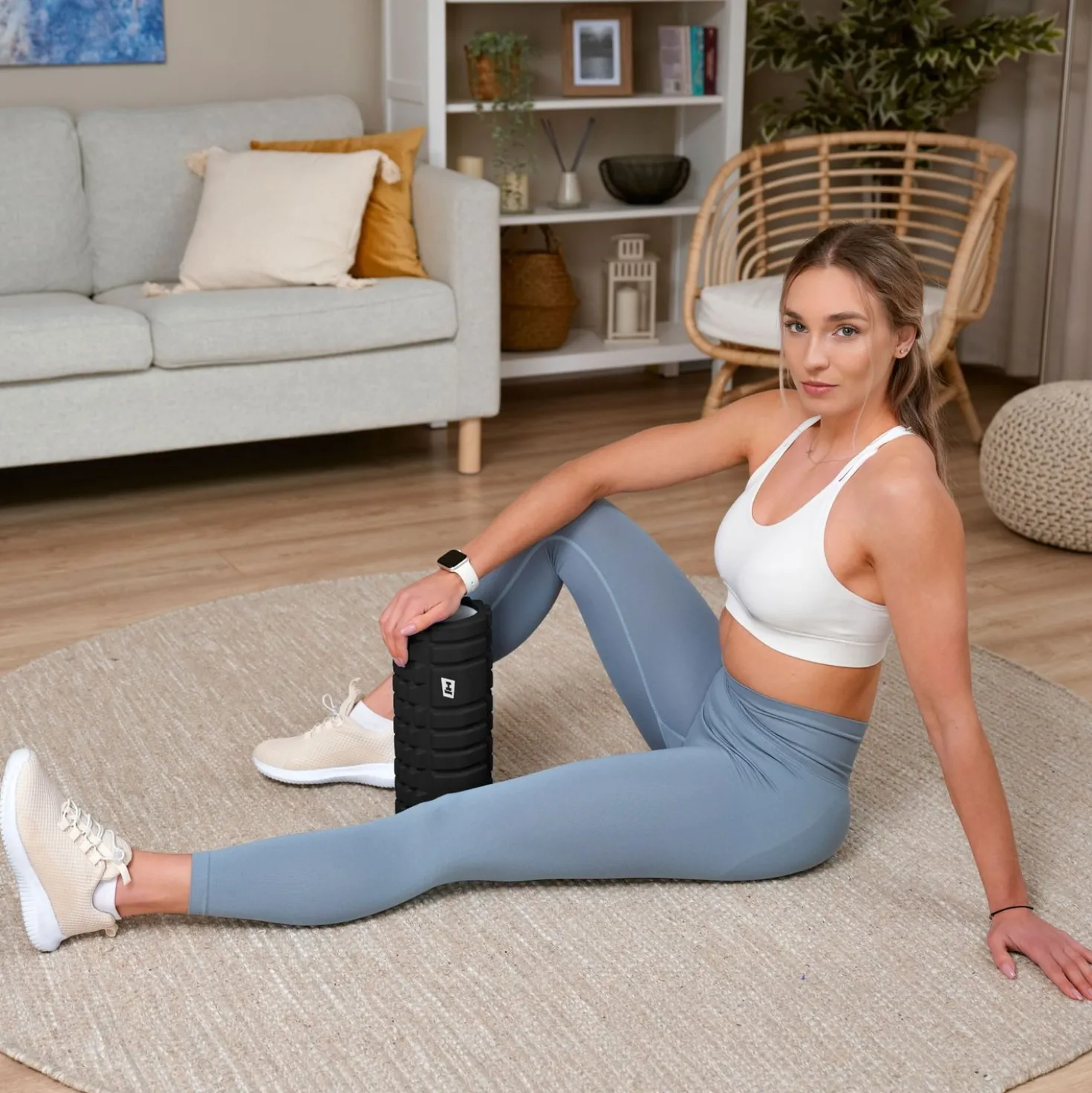 Wałek roller do masażu EVA 33cm czarny